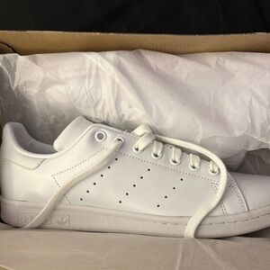 Adidas Stan Smith Size 9 - White
